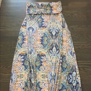 Patterned maxi skirt